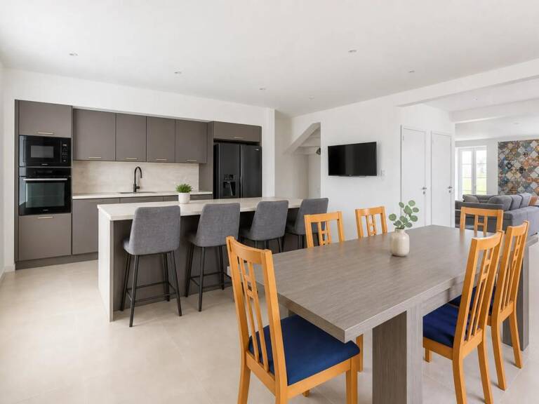 Villa en pierre rénovée avec garage à Vaulx-en-Beaujolais — photo 1