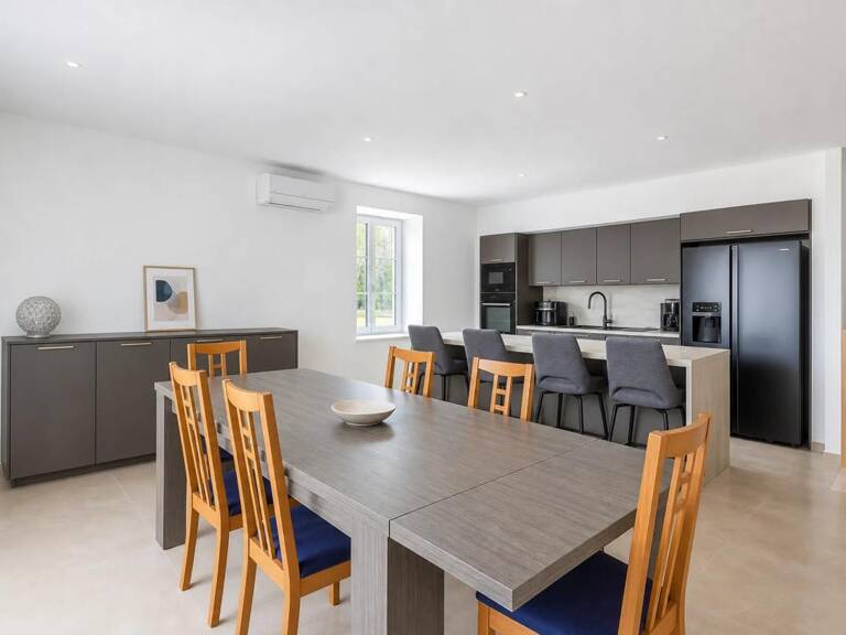 Villa en pierre rénovée avec garage à Vaulx-en-Beaujolais — photo 1