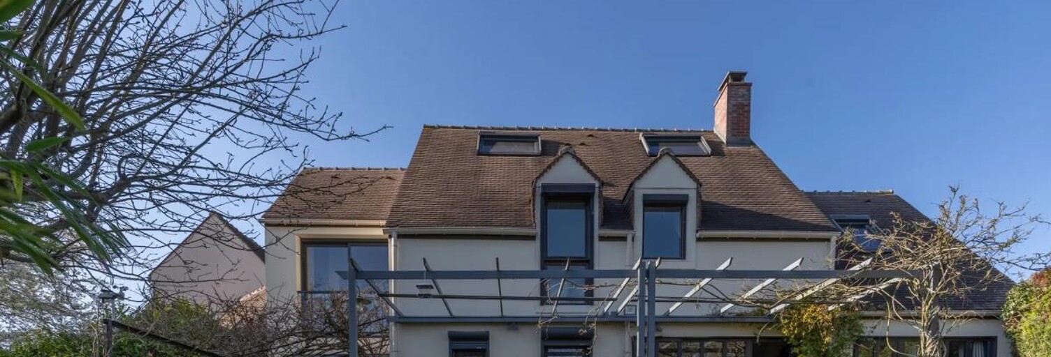 Maison 7 Pièces 160 m² à vendre à Le Mesnil-le-Roi (78600)