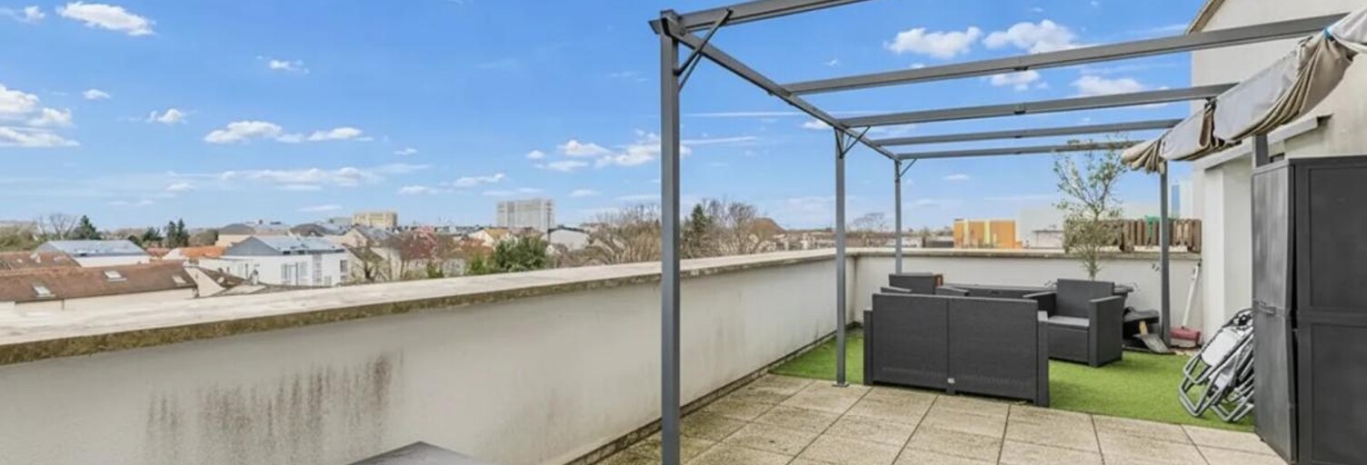 Appartement 4 Pièces 75 m² à vendre à Stains (93240)