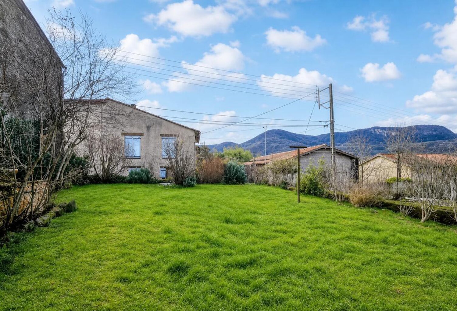 Maison de 7 pièces de 142 m² à Puivert — photo 1