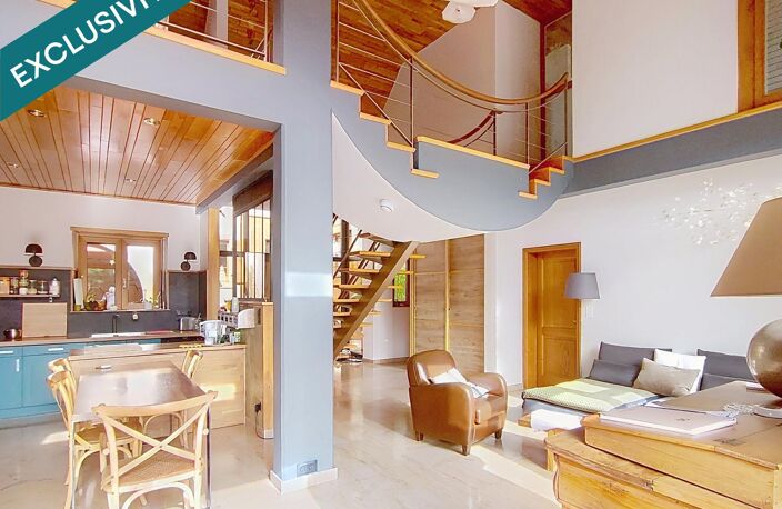 Ensemble immobilier d'exception : maison d'architecte et 3 appartements F2 et F1. — photo 2