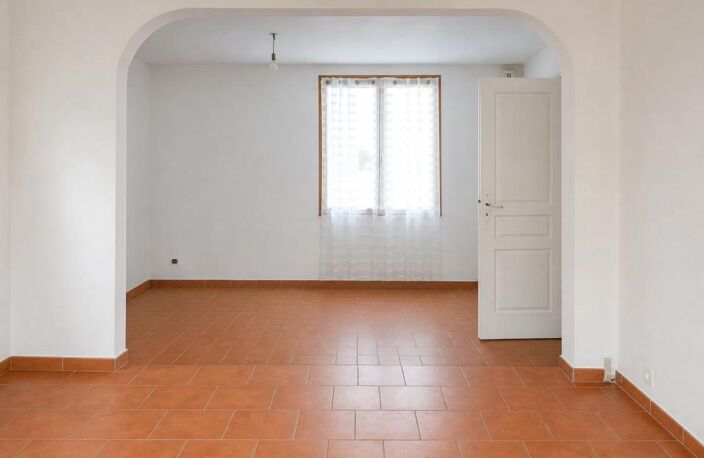 Maison 4 pièces 52,5 m² Saint-Denis — photo 3