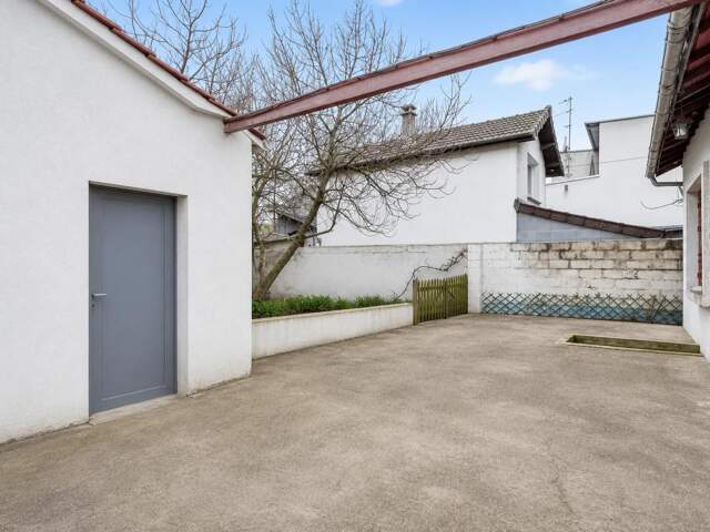 Maison 4 pièces 52,5 m² Saint-Denis — photo du bien
