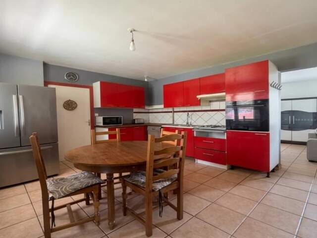 Maison 90 m² à Malestroit, grand terrain — photo du bien