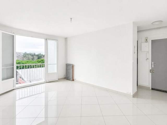 Appartement 4 pièces de 67m² à Ris-Orangis - Centre ville — photo du bien