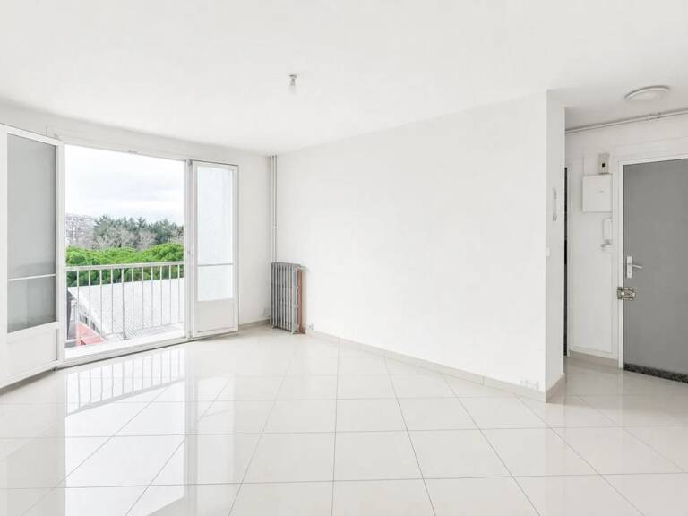 Appartement 4 pièces de 67m² à Ris-Orangis - Centre ville — photo 1