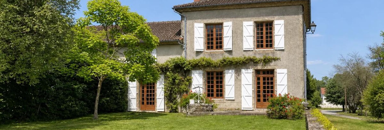 Maison 8 Pièces 211 m² à vendre à Saint-Mathieu (87440)