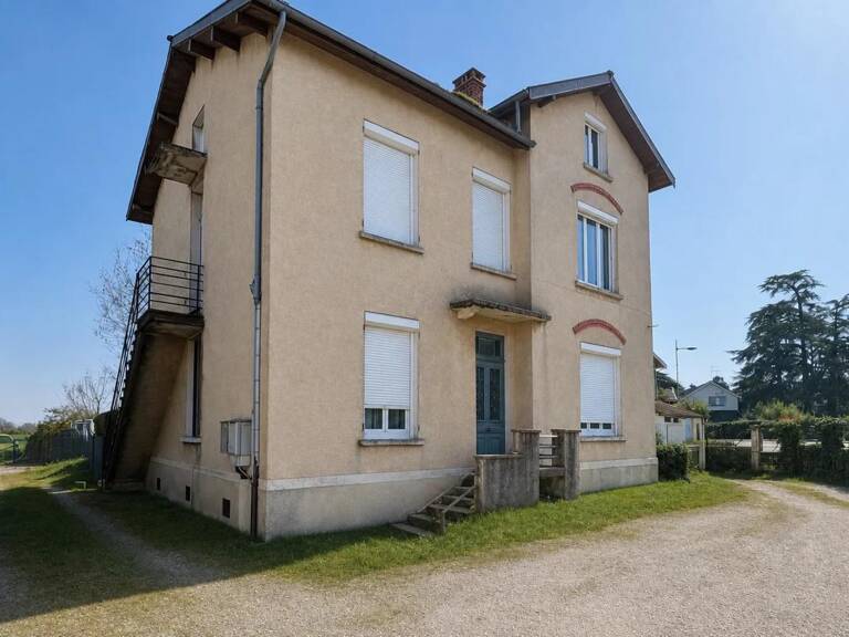 Investissement Locatif à Épinouze, 300 m² — photo 1