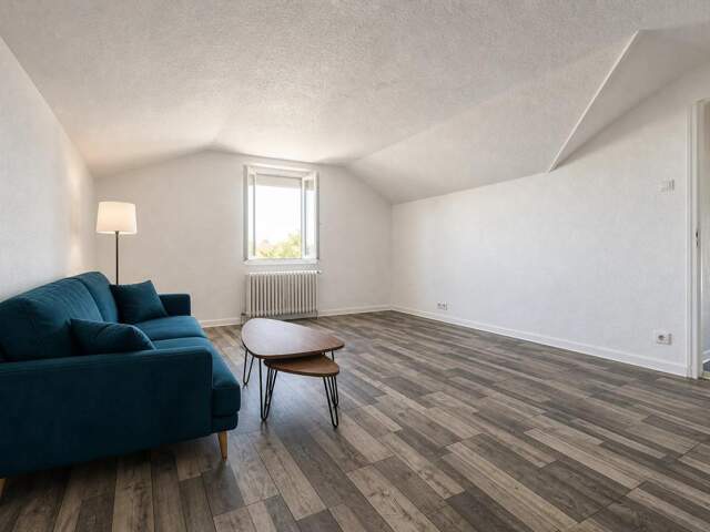 Investissement Locatif à Épinouze, 300 m² — photo du bien