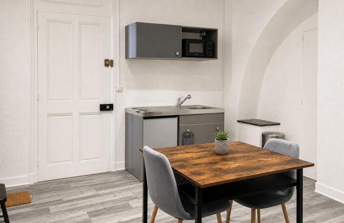Investissement Locatif à Épinouze, 300 m² — photo 4