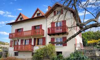 Maison 13 Pièces 251 m² à vendre à Vollore-Ville (63120)