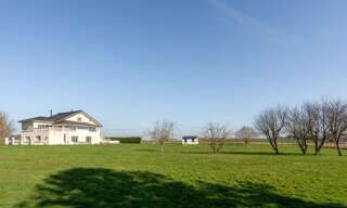 Maison 14 Pièces 450 m² à vendre à Mionnay (01390)