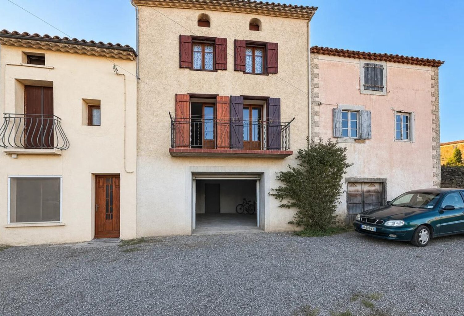 Charmante maison avec balcon vue sur Buggarach — photo 1