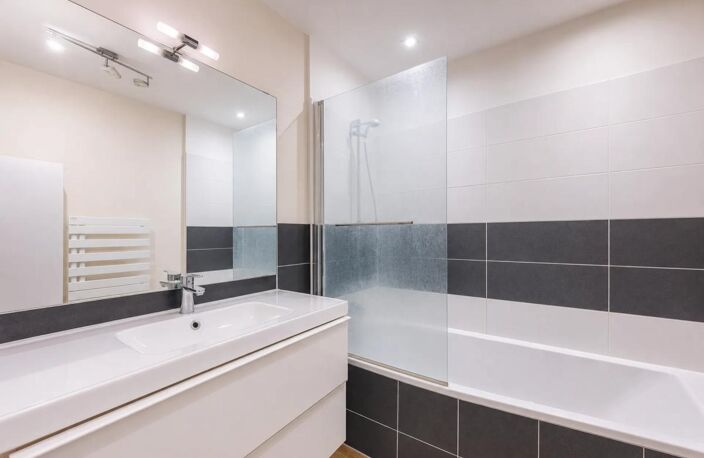 Appartement 75m² avec terrasse loué jusqu'en 2028 — photo 4
