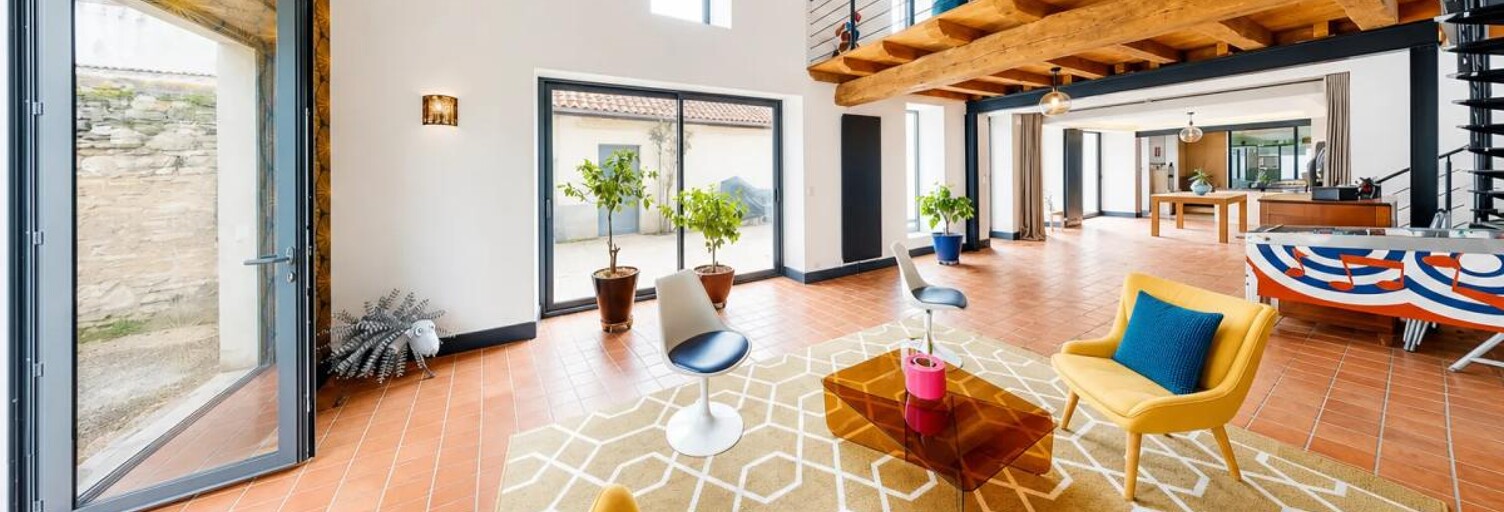 Maison 9 Pièces 291 m² à vendre à Neuville-de-Poitou (86170)