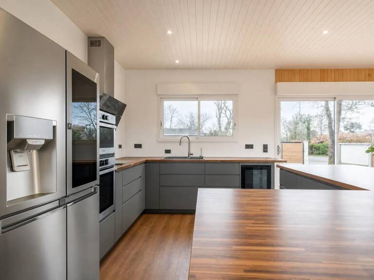 A VENDRE à ARES - Maison neuve 6 pièces avec jardin — photo 1