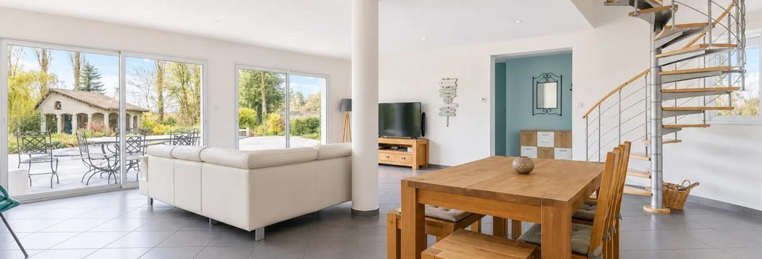 Maison 7 Pièces 172 m² à vendre à Pusey (70000)