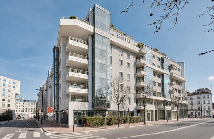 Près de Paris 12e : 2 pièces avec jardin privatif — photo 2
