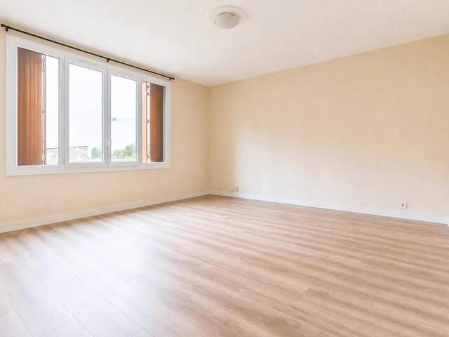 Grand studio 40,45 m², cave et parking, à Maisons-Laffitte — photo du bien