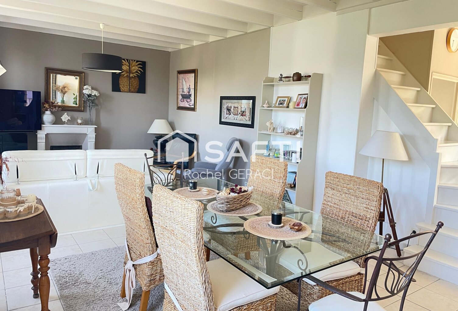 Maison: 130 m2, T2: 45 m2 et un studio: 25 m2 — photo 1
