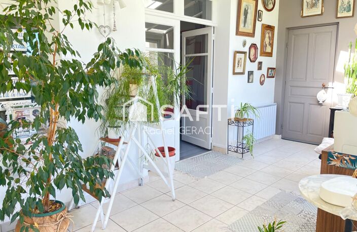 Maison: 130 m2, T2: 45 m2 et un studio: 25 m2 — photo 2