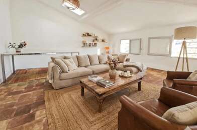 Appartement 4 pièces 325000 €