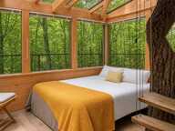 Manoir de 12 pièces avec annexes à Saint-Vérain — photo 2