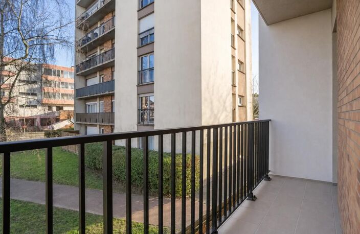 Appartement 3 pièces en plein centre-ville de Maurepas — photo 2