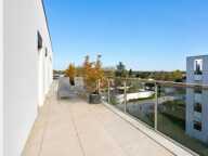 Élégant T4 avec toit-terrasse et vue dégagée — photo 3