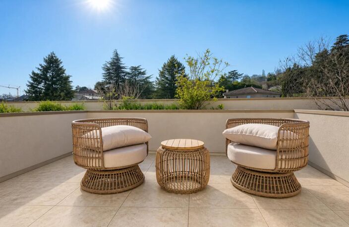 Élégant T4 avec toit-terrasse et vue dégagée — photo 4