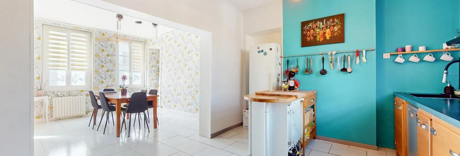 Maison 8 Pièces 200 m² à vendre à Livarot-Pays-d'Auge (14140)