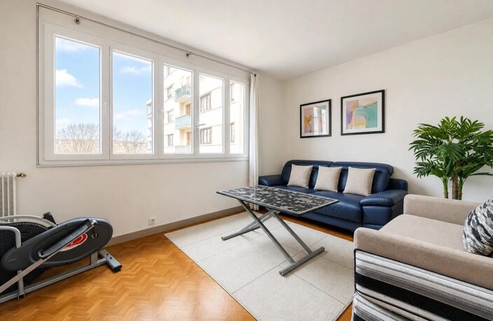 Appartement 3 pièces de 58 m2 en vente à Les Clayes-sous-Bois - Idéal pour investisseurs — photo 2