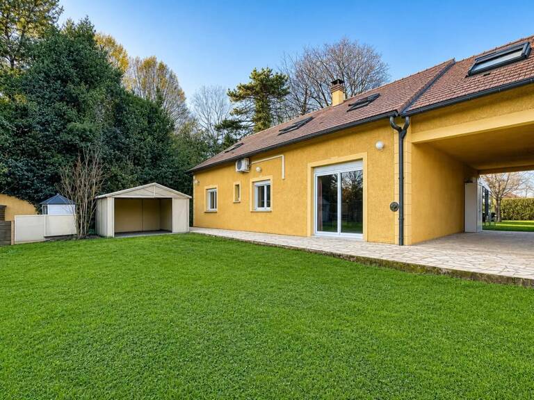 Maison familiale spacieuse à Gouvernes — photo 1