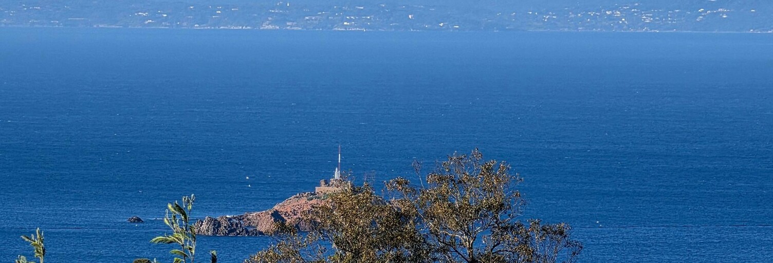 Maison 5 Pièces 145 m² à vendre à Saint-Raphaël (83700)