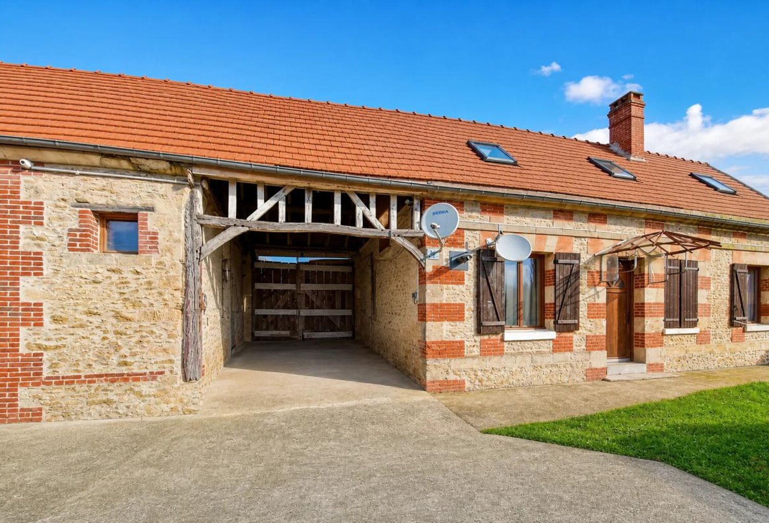 Maison avec potentiel à Ponchon — photo 1