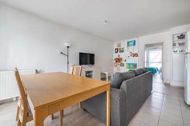 Appartement 4 pièces 275000 €