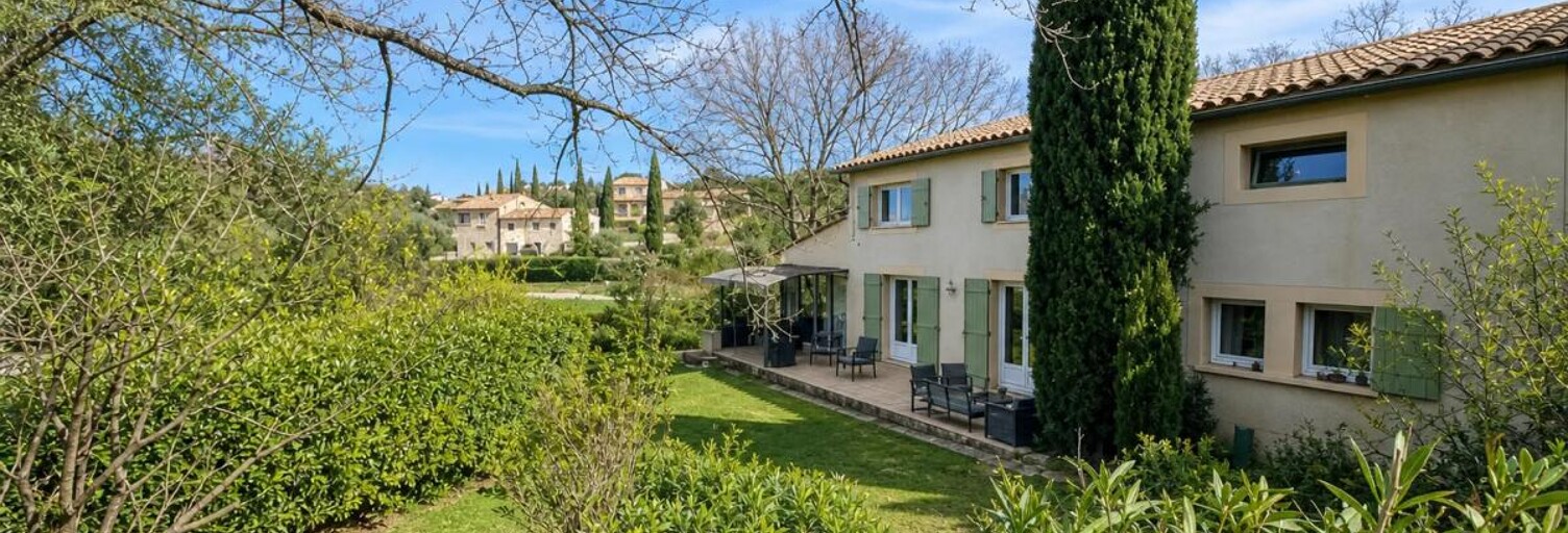 Maison 13 Pièces 335 m² à vendre à Venasque (84210)