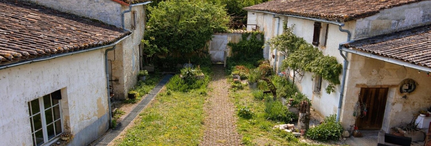 Maison 5 Pièces 135 m² à vendre à Mazeray (17400)