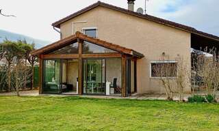 Maison 6 Pièces 202 m² à vendre à Saint-Priest (69800)