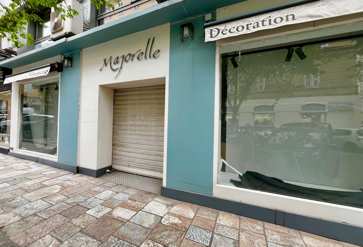 DROIT AU BAIL  LOCAL COMMERCIAL  HYPER CENTRE DE BASTIA — photo 1