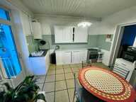 Charlieu, Maison 126m2 avec terrain et dépendance à rénover — photo 3