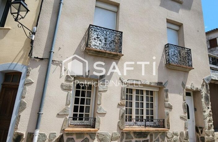 Maison d'habitation T8, disposant de 7 chambres, 2 salles de d'eau et 1 salle de bain et une pièce de vie de 32m² — photo 2