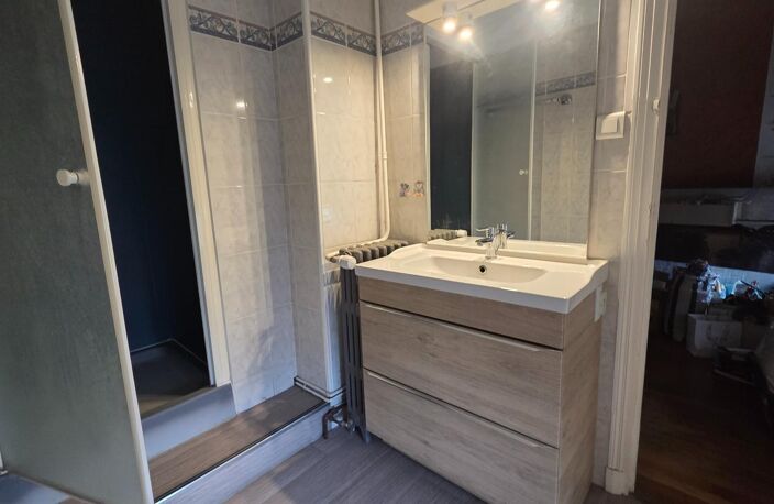 Ideal pour investisseurs, proche de tout commerces et écoles — photo 3