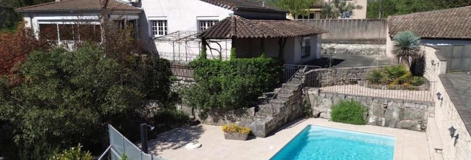 Maison 8 Pièces 221 m² à vendre à Labeaume (07120)