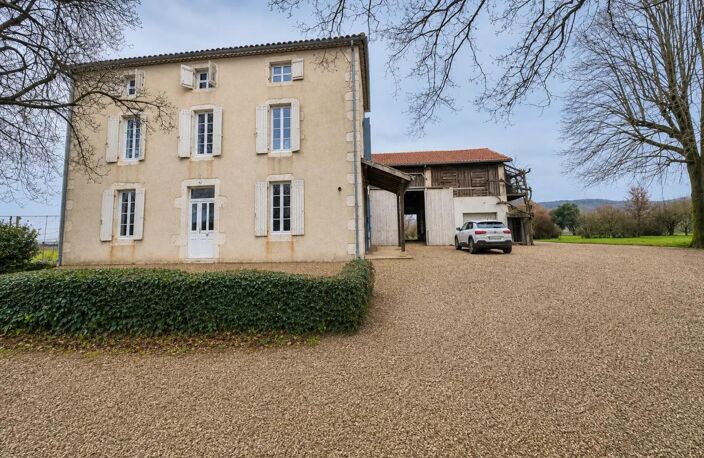 Maison rénovée de 210 m² à Buzet-sur-Baïse — photo 2