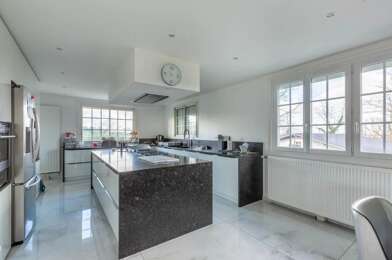 Maison 8 pièces 1650000 €