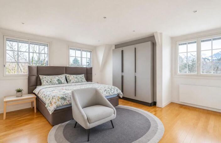 Villa de prestige à Saint-Laurent-de-Mur 450 m² — photo 5