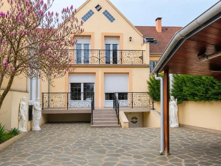 Vélizy-Villacoublay - Le Village - Maison de rapport - 164 m² — photo 1