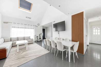 Maison 7 pièces 374500 €